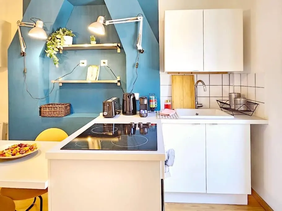 Air-Conditioned Apartment With 2 Balconies Marseille