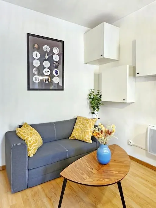 Air-Conditioned Apartment With 2 Balconies Marseille